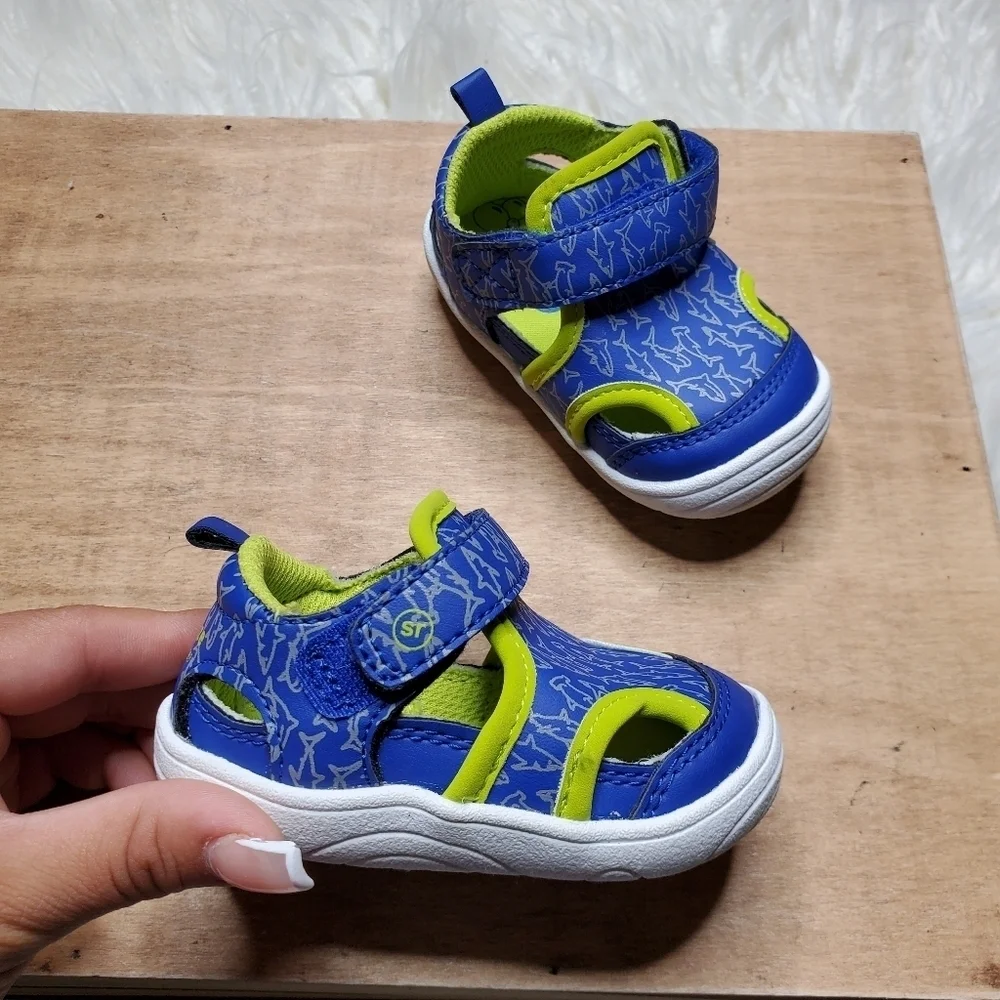 Stride Rite Fisherman Sandals